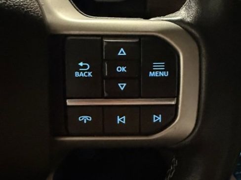 Used 2022 Ford Expedition Max Limited image 19