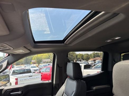 Used 2022 Chevrolet Silverado 1500 LTZ w/ LTZ Premium Package image 13