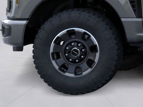 New 2026 Ford F250 Platinum w/ Tremor Off-Road Package image 19
