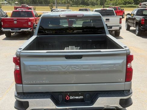 Used 2023 Chevrolet Silverado 1500 LT AWD/4WD image 6