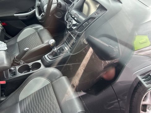 Used 2013 Ford Focus ST image 11