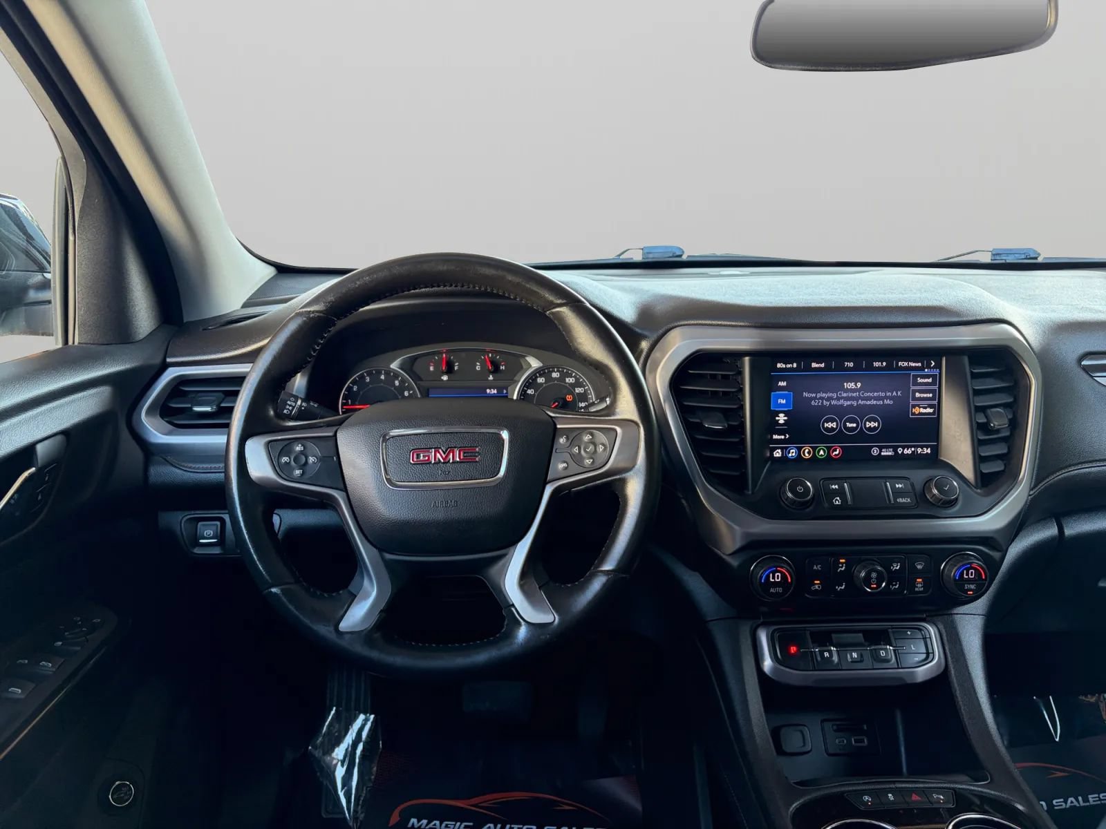 Used 2020 GMC Acadia AT4 w/ LPO, Floor Liner Package AWD/4WD image 30