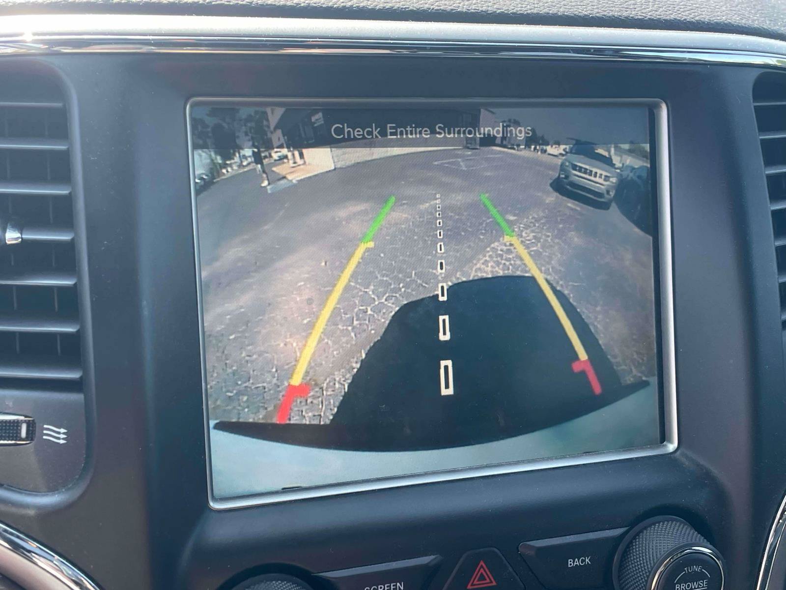Used 2017 Jeep Grand Cherokee Altitude AWD/4WD image 19