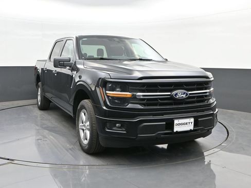 New 2026 Ford F150 XLT w/ Equipment Group 301A Standard RWD image 18
