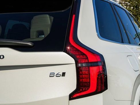 New 2026 Volvo XC90 B6 Ultra w/ Protection Package Premier image 7