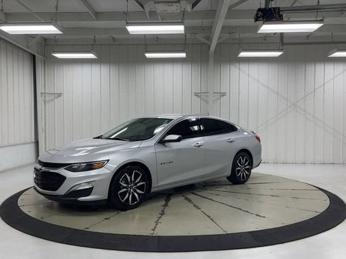 Used 2021 Chevrolet Malibu RS FWD image 4