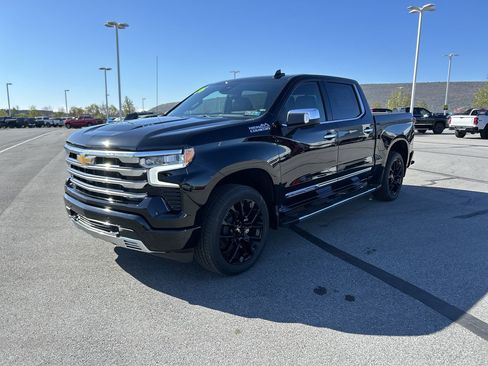 New 2026 Chevrolet Silverado 1500 High Country w/ Technology Package AWD/4WD image 3