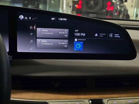 Used 2023 Lucid Air Touring image 30