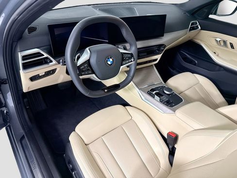 Used 2025 BMW 330i Sedan w/ Convenience Package RWD image 9