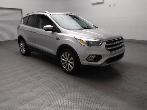 Used 2017 Ford Escape Titanium image 13