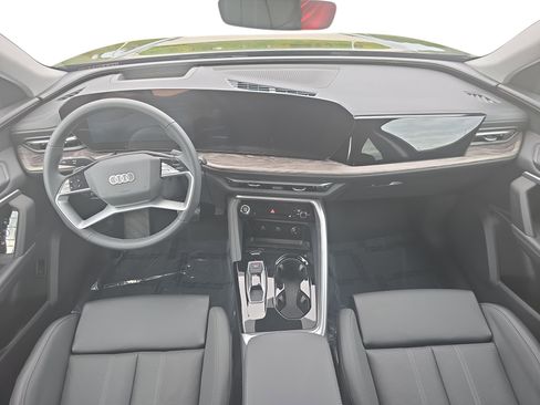 New 2025 Audi Q5 Premium Plus image 9