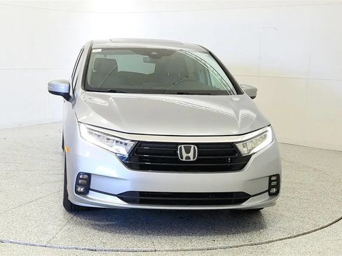 Used 2021 Honda Odyssey EX-L image 2