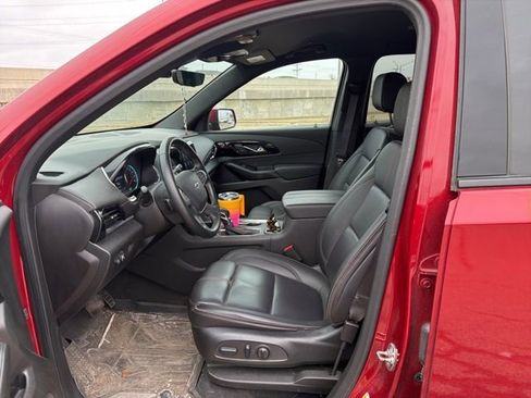 Used 2023 Chevrolet Traverse RS w/ LPO, Floor Liner Package image 8