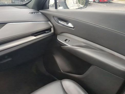 Used 2025 Cadillac XT4 Premium Luxury FWD image 20