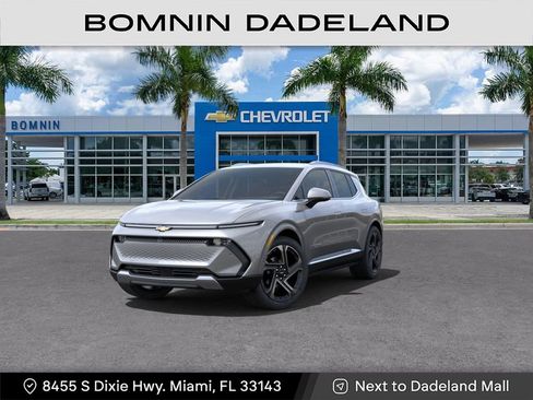 New 2025 Chevrolet Equinox EV LT w/ Convenience Package II image 9