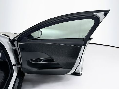 Used 2024 Lucid Air Pure image 34