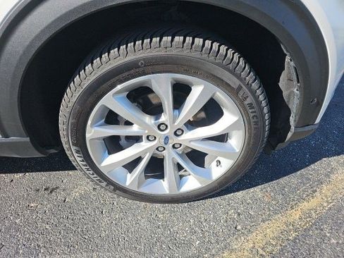 Used 2021 Ford Explorer Platinum w/ Equipment Group 601A image 10