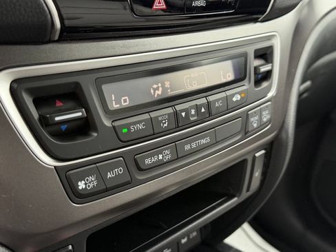 Used 2023 Honda Passport EX-L image 9