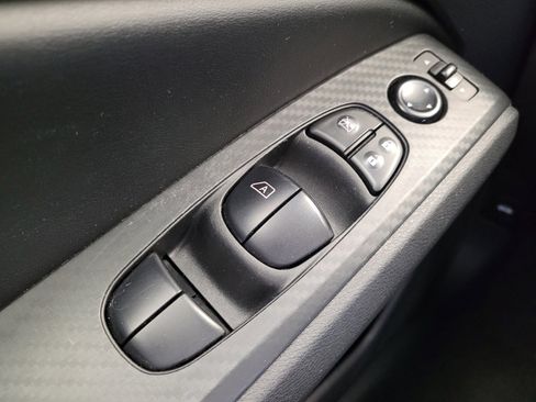 Used 2024 Nissan Altima 2.5 SV image 27