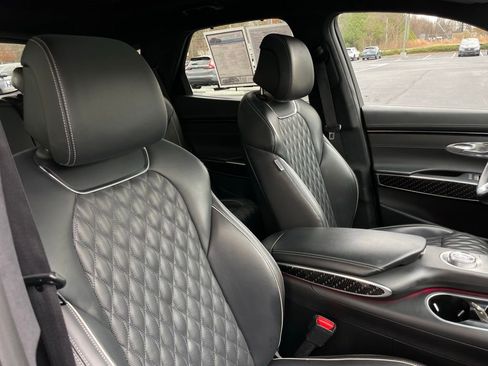 Used 2023 Genesis GV70 3.5T Sport w/ Sport Prestige Package image 32