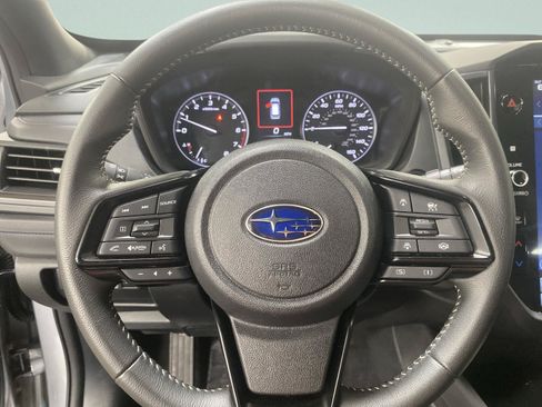 Used 2025 Subaru Forester Premium AWD/4WD image 22