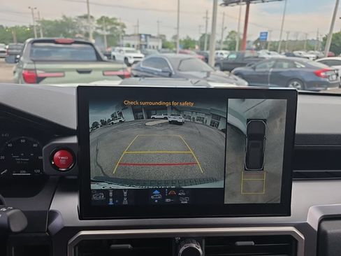 Used 2025 Toyota 4Runner TRD Sport Premium AWD/4WD image 22