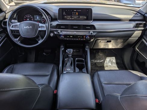 Used 2022 Kia Telluride S AWD/4WD image 32