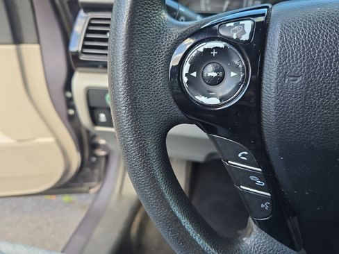 Used 2016 Honda Accord LX image 16