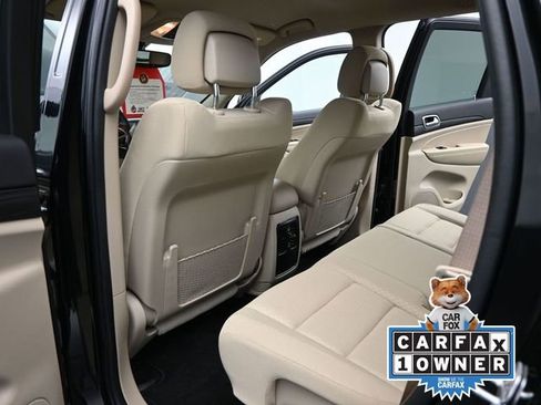 Used 2022 Jeep Grand Cherokee Laredo E image 15