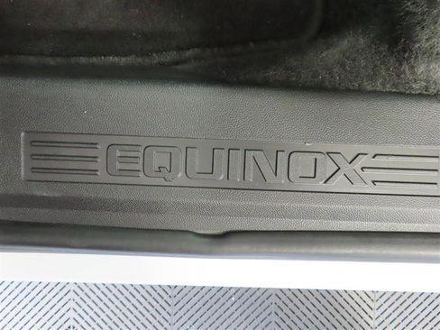 Used 2023 Chevrolet Equinox LT w/ Driver Convenience Package AWD/4WD image 18