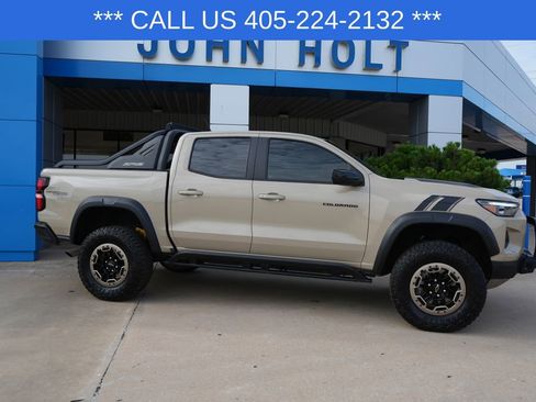 Used 2023 Chevrolet Colorado ZR2 w/ Desert Boss Special Edition AWD/4WD image 13