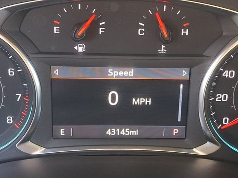 Used 2023 Chevrolet Traverse LT AWD/4WD image 22