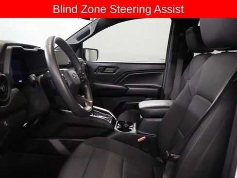 Used 2023 Chevrolet Colorado Trail Boss w/ Technology Package image 20