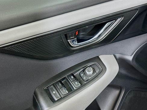 Used 2025 Subaru Outback Premium image 15