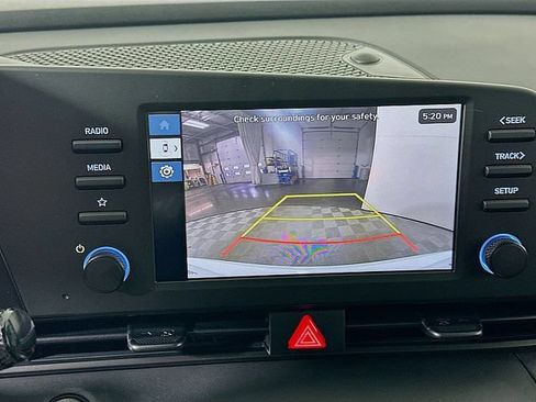 Certified 2025 Hyundai Elantra Sport FWD image 12