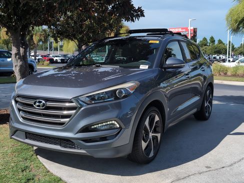 Used 2016 Hyundai Tucson Limited w/ Option Group 03 FWD image 5