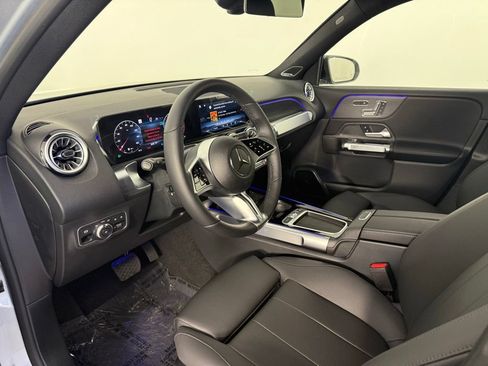 Certified 2025 Mercedes-Benz GLB 250 4MATIC image 10