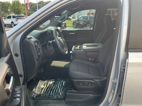 Used 2022 Chevrolet Silverado 1500 Custom AWD/4WD image 46