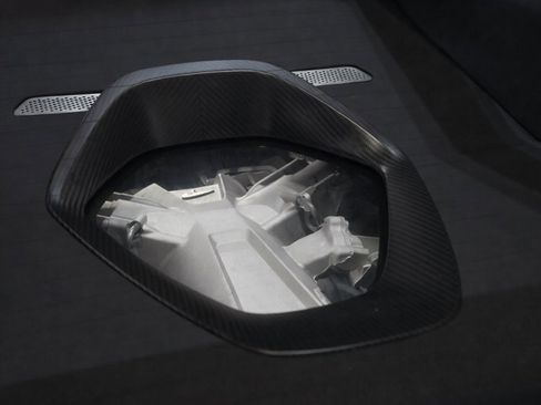 Used 2024 McLaren 750S image 40