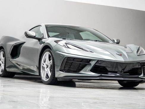 Used 2023 Chevrolet Corvette Stingray Preferred Cpe w/ Z51 Performance Package RWD image 8