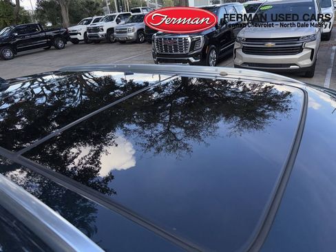 Used 2024 Cadillac XT5 Premium Luxury image 9