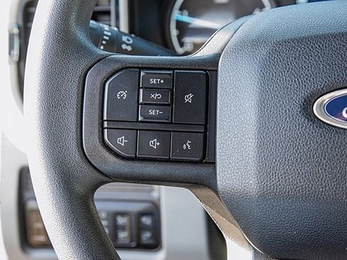 Used 2025 Ford F250 XLT w/ FX4 Off-Road Package image 9