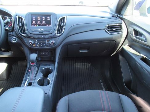 Used 2023 Chevrolet Equinox RS image 15