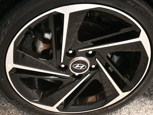 Used 2022 Hyundai Elantra N Line FWD image 19