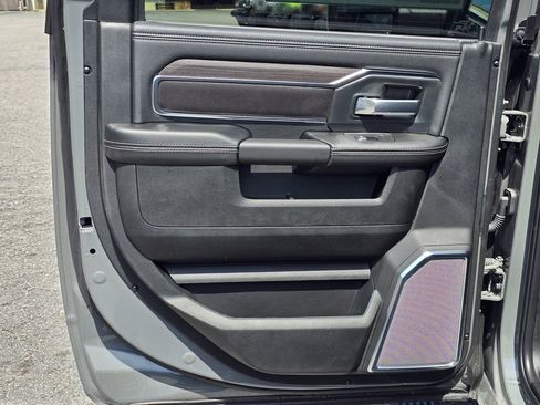 New 2026 RAM 3500 Laramie AWD/4WD image 36