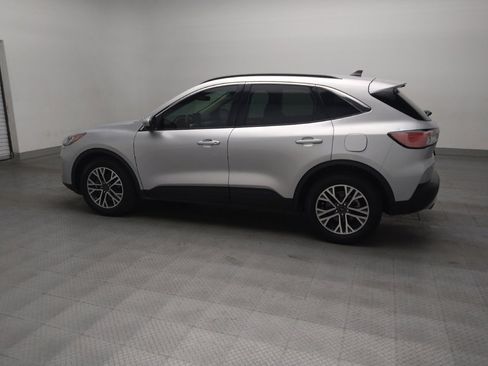 Used 2020 Ford Escape SEL FWD image 3