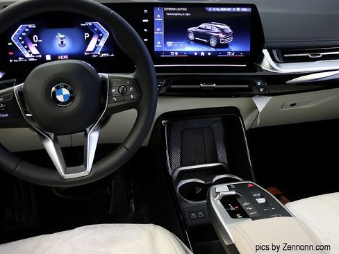New 2026 BMW X1 xDrive28i w/ Technology Package image 16