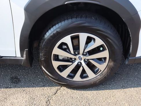 Certified 2025 Subaru Outback Premium AWD/4WD image 39