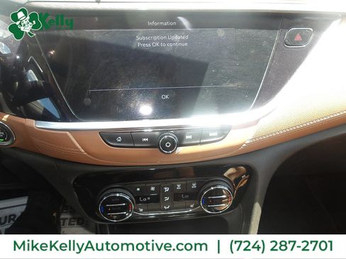 Used 2020 Buick Encore GX Essence FWD image 16
