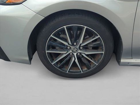 Used 2021 Toyota Camry SE FWD image 30